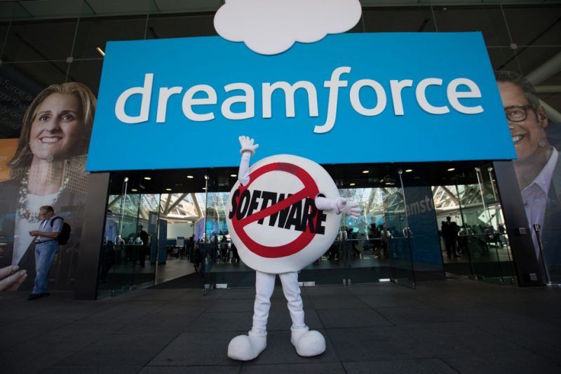 Sassy-at-Dreamforce-800x533