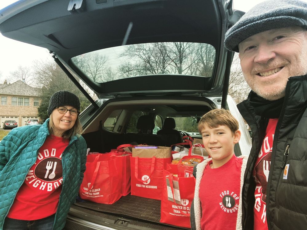 Miranda volunteering Food for Neighbors - Miranda Elliott.JPG